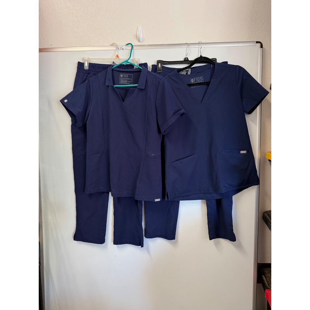FIGS Technical Collection Scrub Set Navy Blue Women Medium 2 Tops 2 Pants Flaw
